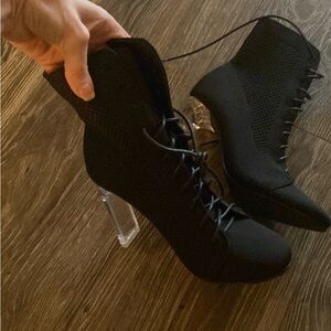 listing-status-banner